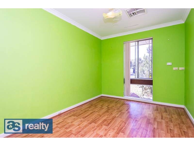 5 Ockley Square, Embleton WA 6062