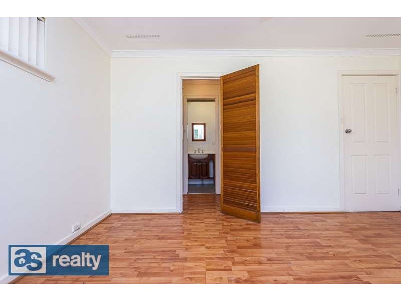 5 Ockley Square, Embleton WA 6062