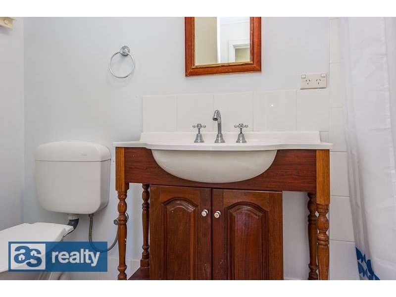 5 Ockley Square, Embleton WA 6062