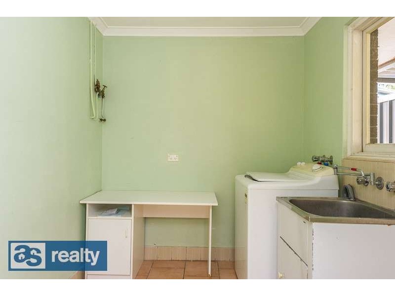 5 Ockley Square, Embleton WA 6062