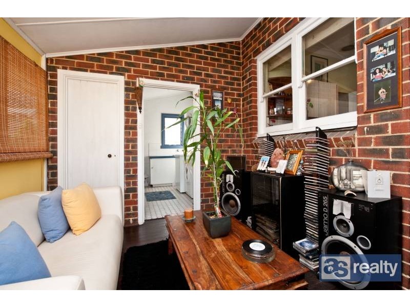 37 May St, Bayswater WA 6053