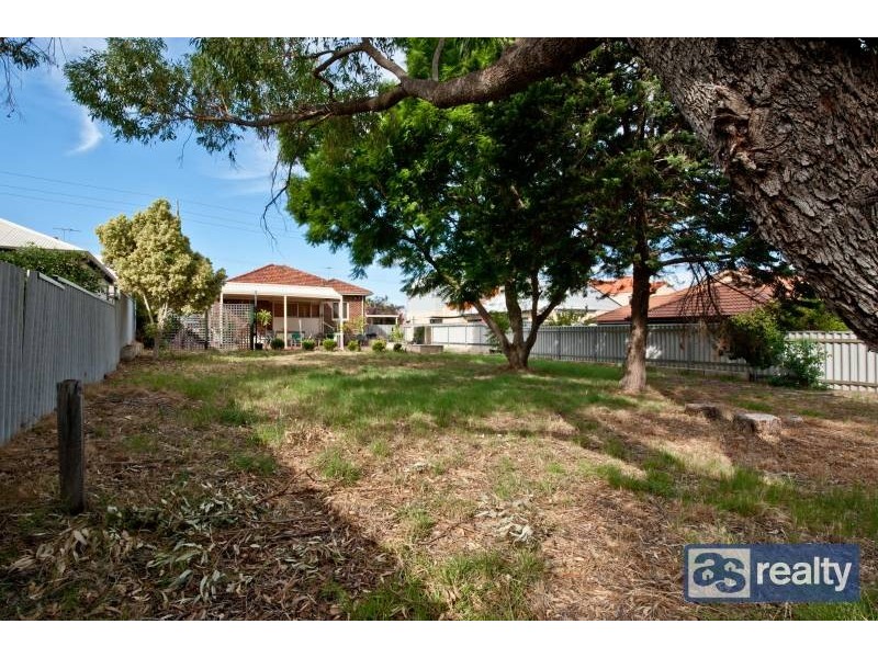 37 May St, Bayswater WA 6053