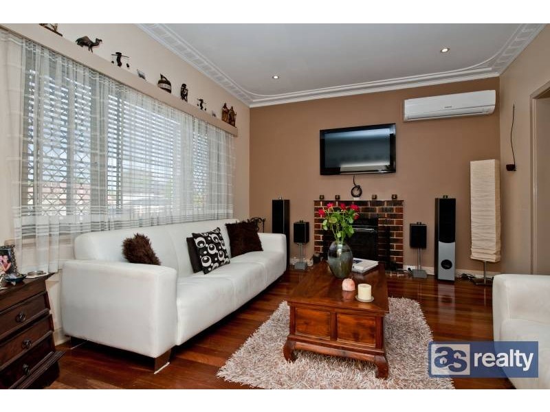 37 May St, Bayswater WA 6053