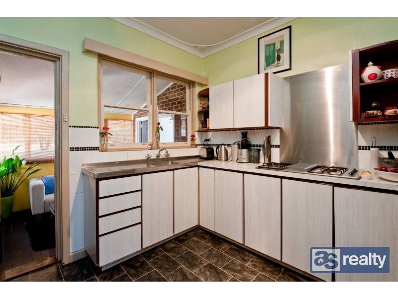 37 May St, Bayswater WA 6053