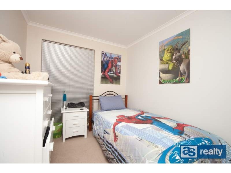 28 Warner Drive, Padbury WA 6025