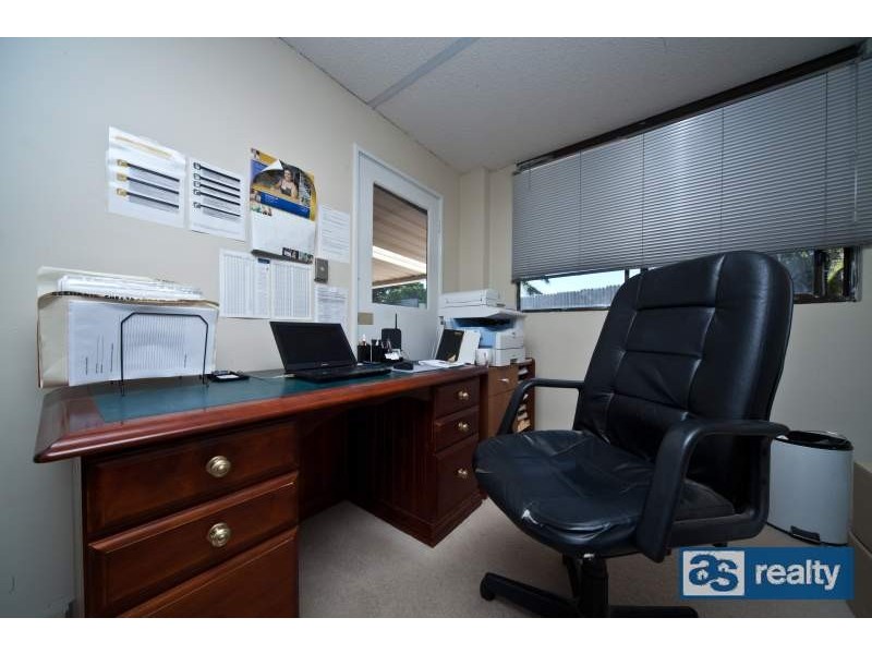 28 Warner Drive, Padbury WA 6025