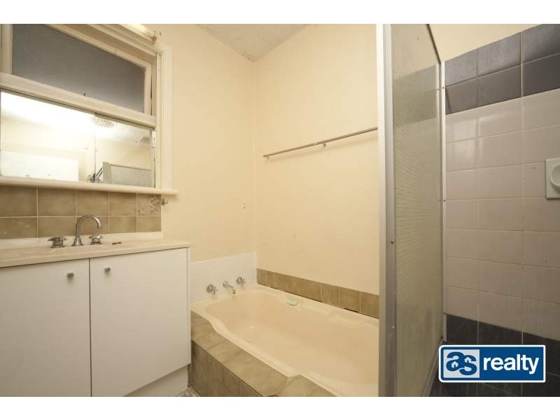 4 Palmer Place, Embleton WA 6062