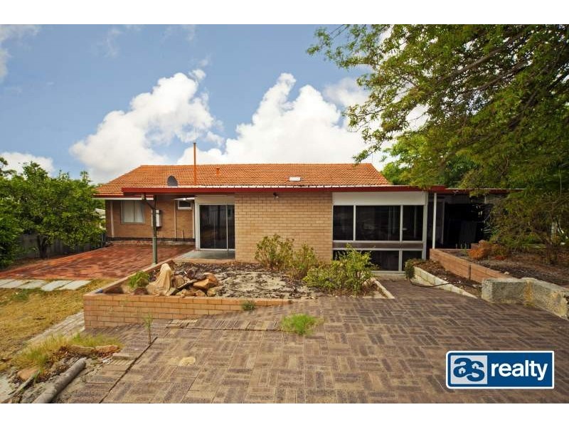 4 Palmer Place, Embleton WA 6062