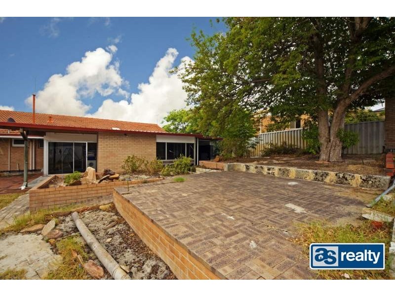 4 Palmer Place, Embleton WA 6062