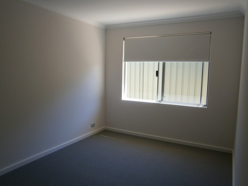 16A Sanderson Street, Embleton WA 6062