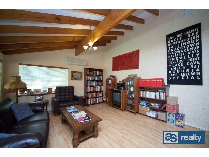 415 Coode St, Dianella WA 6059