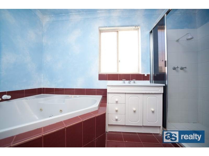 415 Coode St, Dianella WA 6059