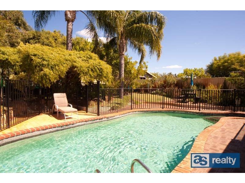 415 Coode St, Dianella WA 6059