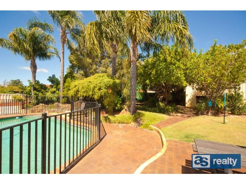 415 Coode St, Dianella WA 6059