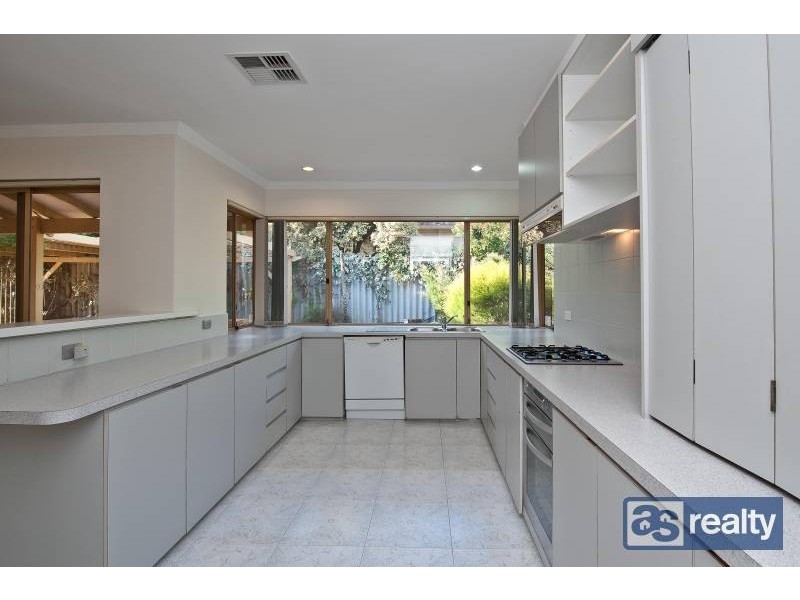 26 Juniper Way, Duncraig WA 6023