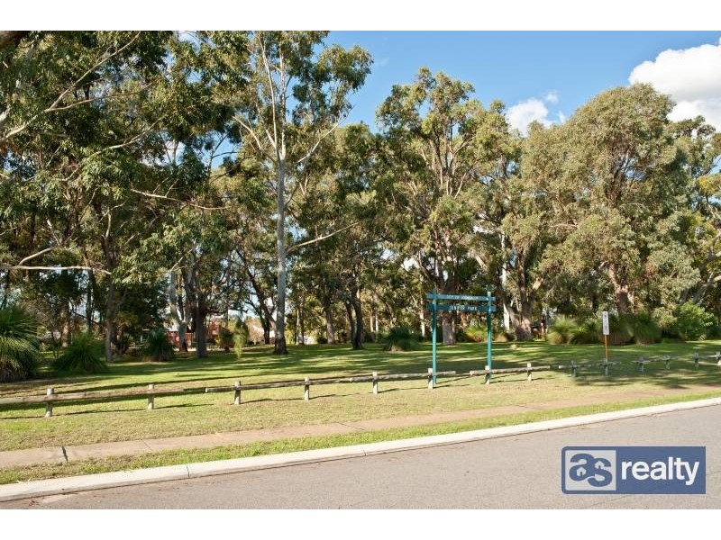26 Juniper Way, Duncraig WA 6023