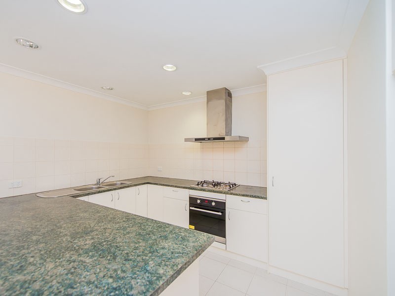 Unit 4/61 Park Street, Como WA 6152