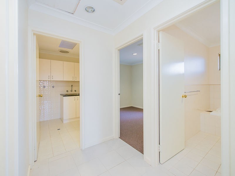 Unit 4/61 Park Street, Como WA 6152