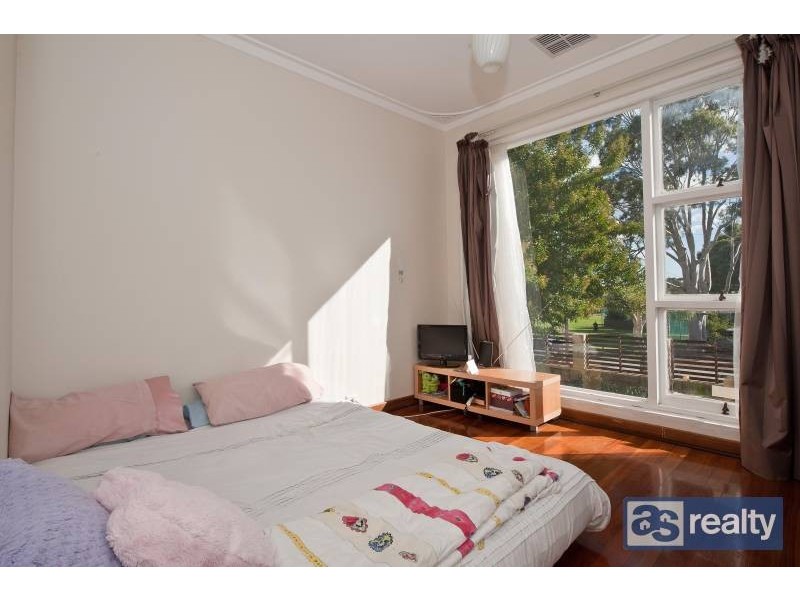 13 Flora Avenue, Bayswater WA 6053