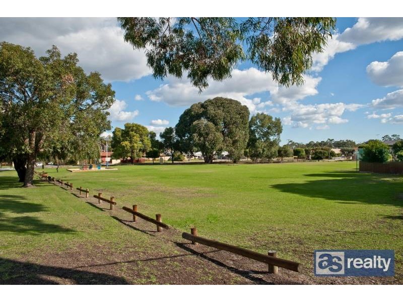 13 Flora Avenue, Bayswater WA 6053