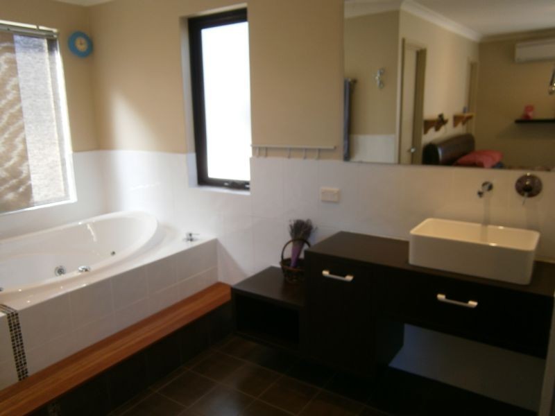 87A Collier Road, Embleton WA 6062