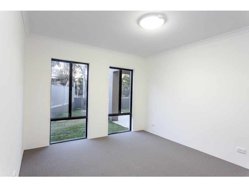 60 McKenzie Way, Embleton WA 6062