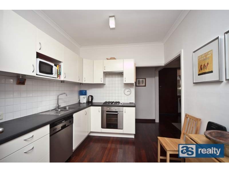 7 Hawkins Street, Embleton WA 6062