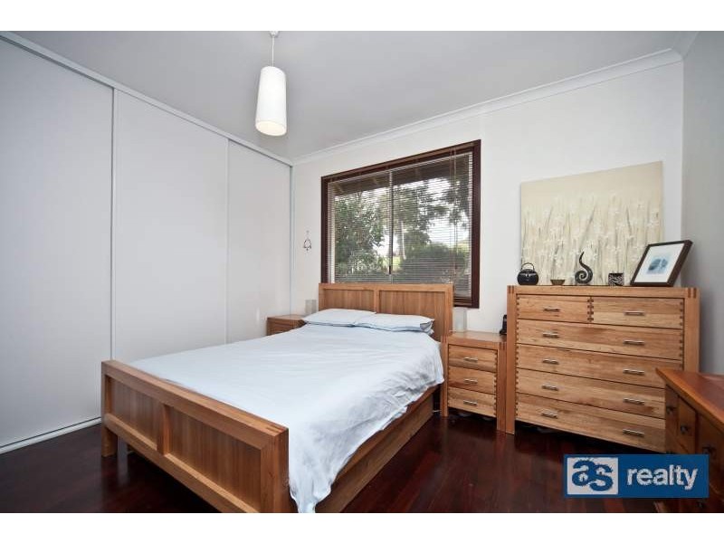 7 Hawkins Street, Embleton WA 6062