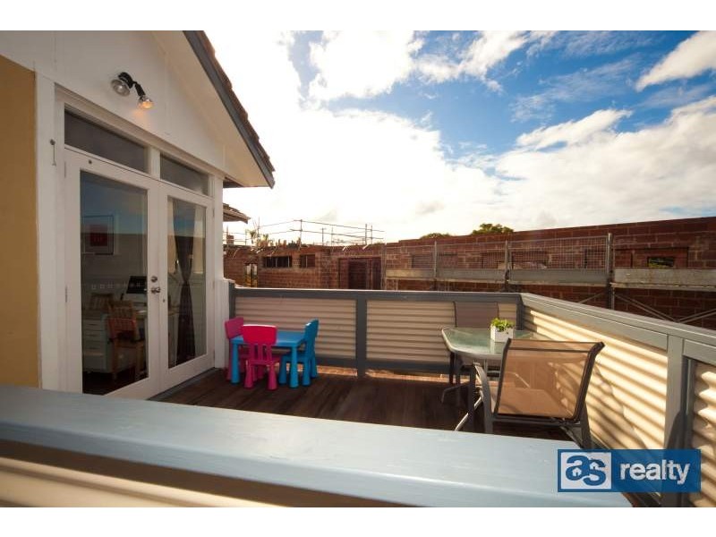 7 Hawkins Street, Embleton WA 6062