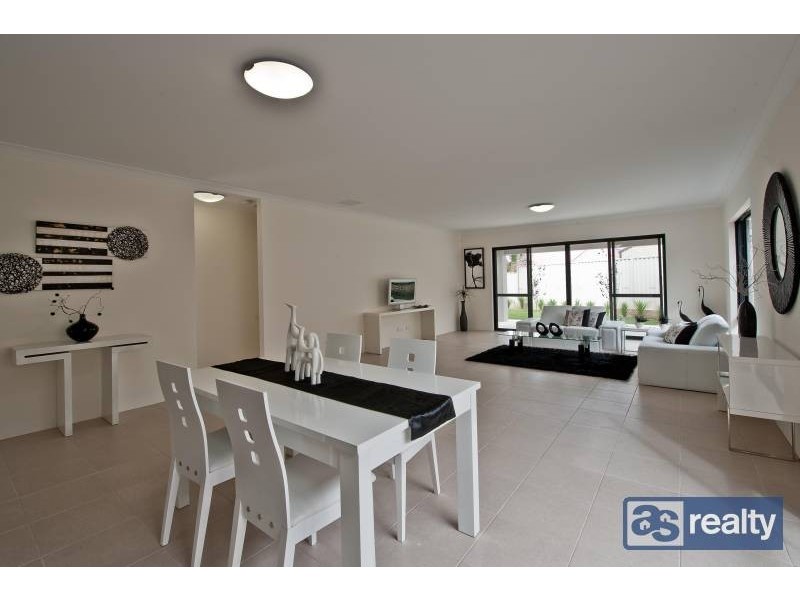 60A Mckenzie Way, Embleton WA 6062