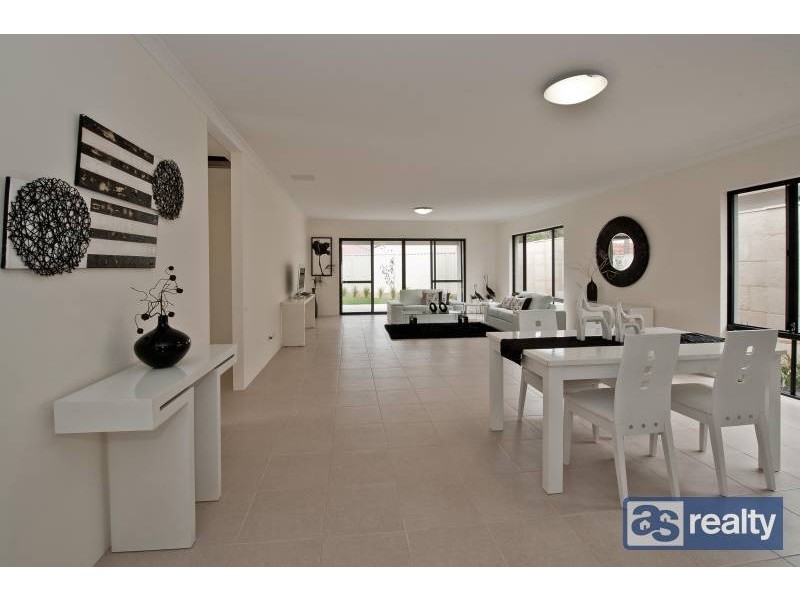 60A Mckenzie Way, Embleton WA 6062