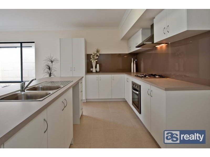 60A Mckenzie Way, Embleton WA 6062