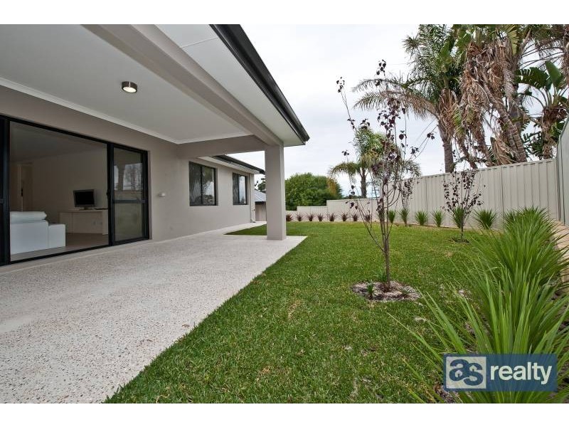 60A Mckenzie Way, Embleton WA 6062