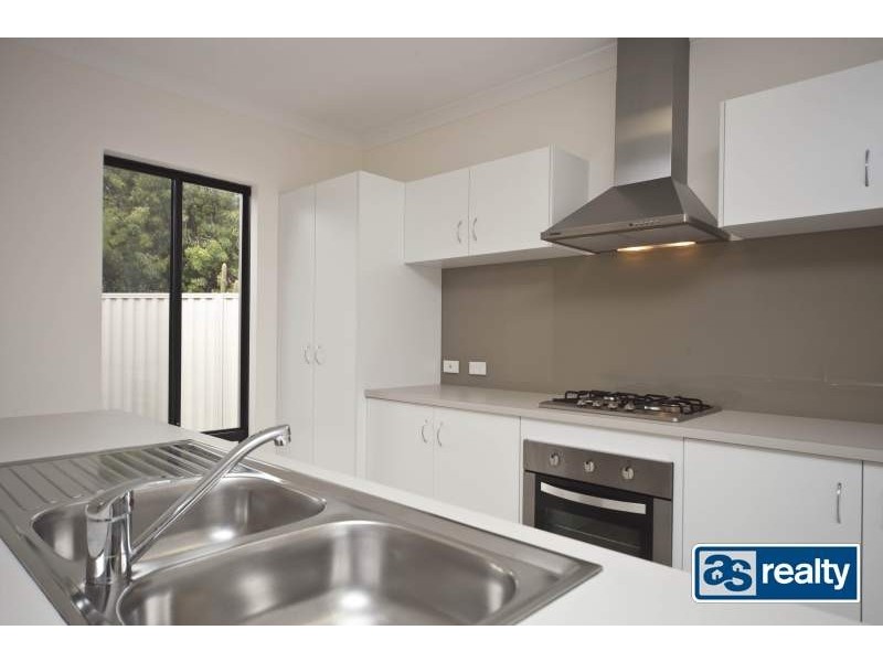 B/60 Mckenzie Way, Embleton WA 6062