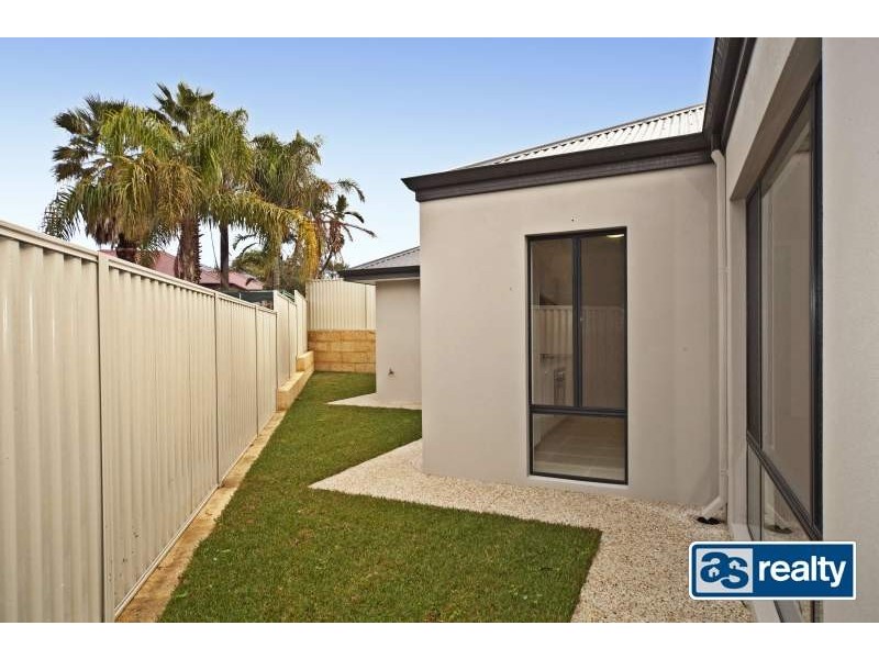 B/60 Mckenzie Way, Embleton WA 6062