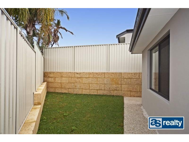 B/60 Mckenzie Way, Embleton WA 6062