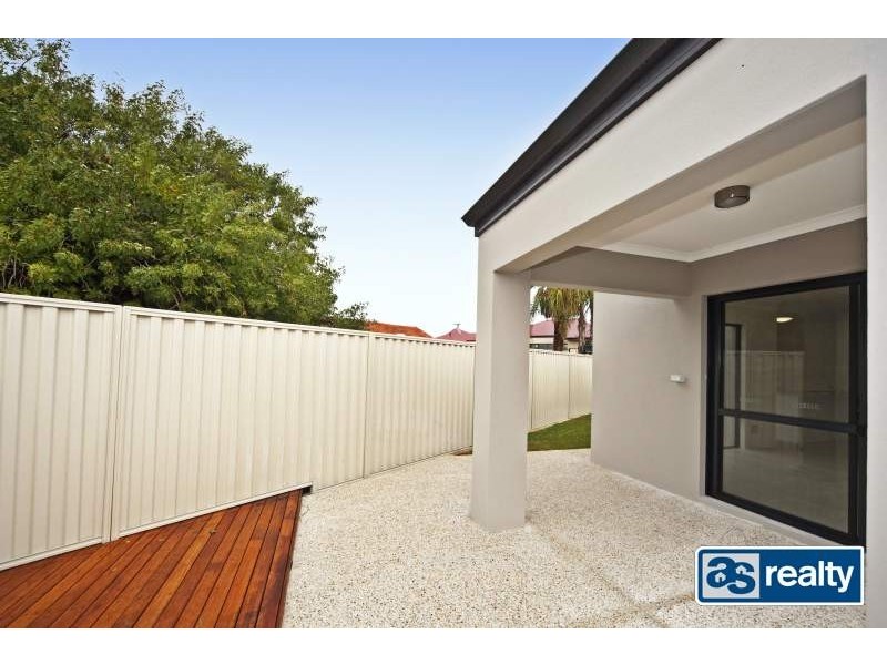 B/60 Mckenzie Way, Embleton WA 6062