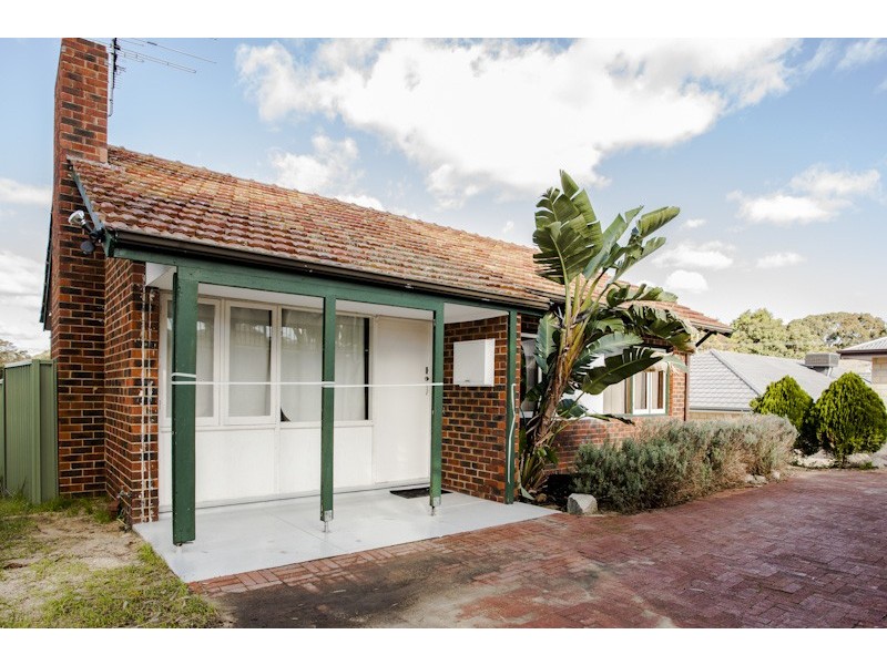 17 Hawkins Street, Embleton WA 6062