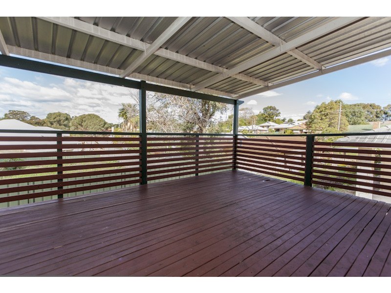 17 Hawkins Street, Embleton WA 6062