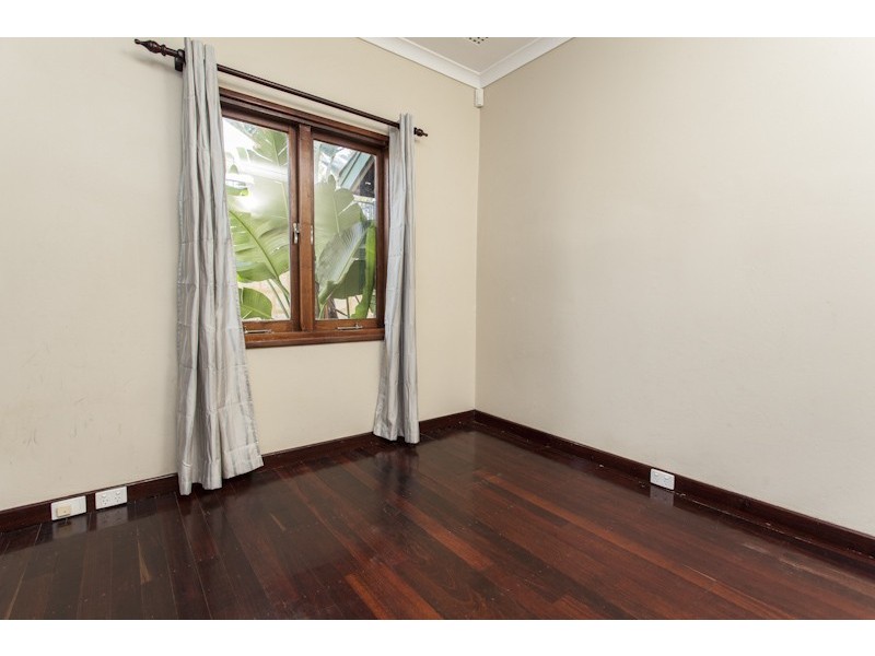 17 Hawkins Street, Embleton WA 6062