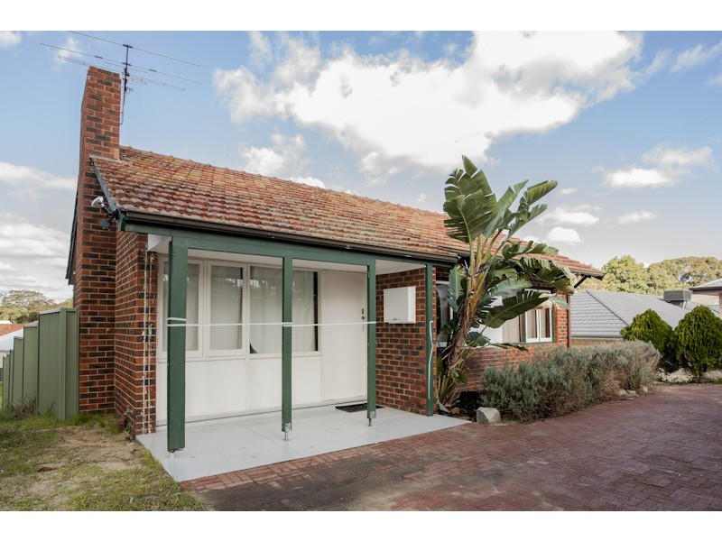 17 Hawkins Street, Embleton WA 6062