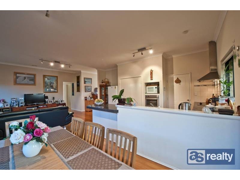 10 Sanderson Street, Embleton WA 6062