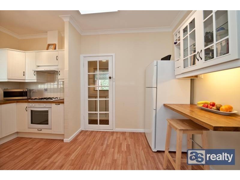 11 Towning Street, Embleton WA 6062