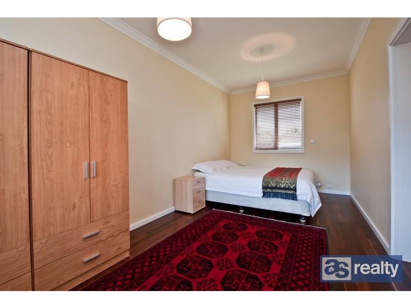 11 Towning Street, Embleton WA 6062