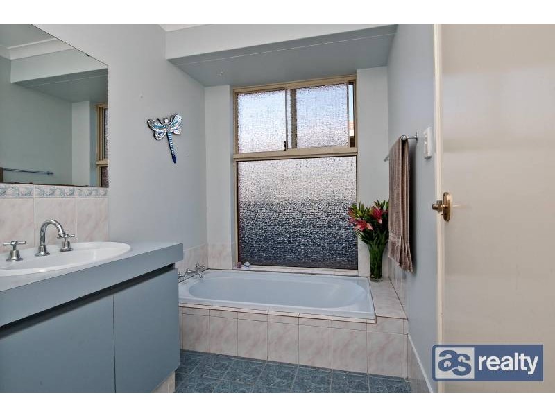 32 Grey street, Bayswater WA 6053