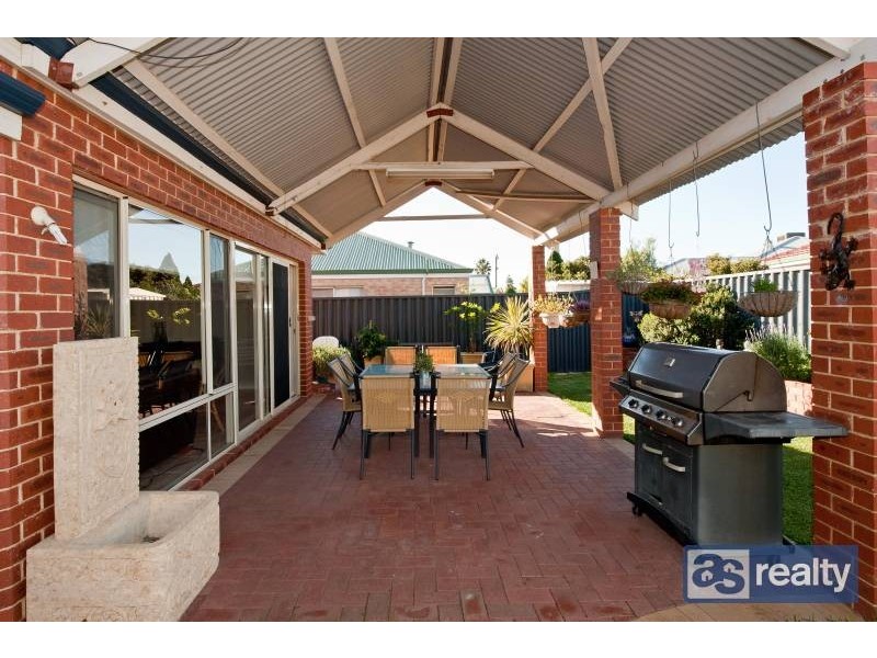 32 Grey street, Bayswater WA 6053