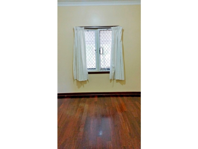 124 Collier Road, Embleton WA 6062