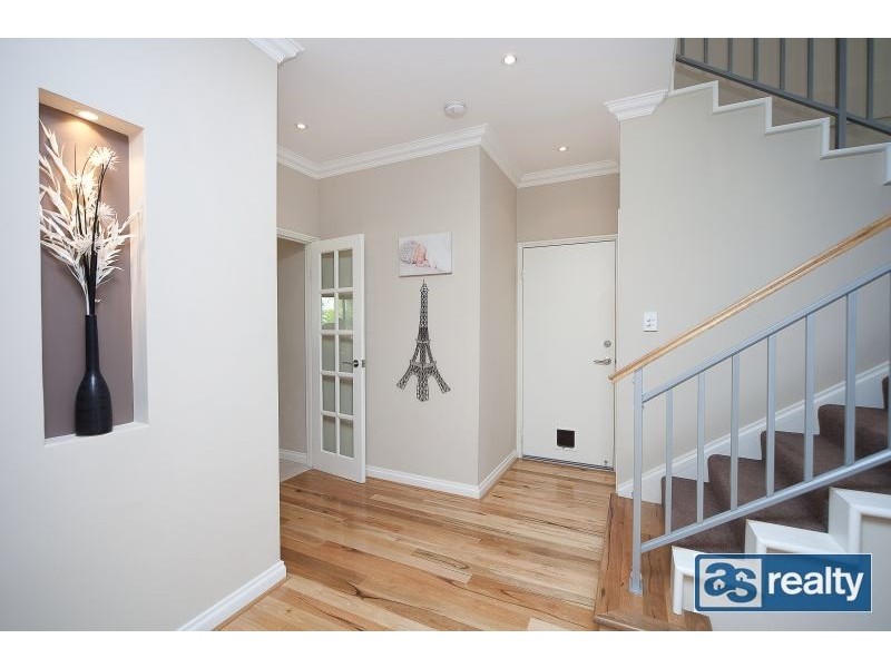 60A Broun Avenue, Embleton WA 6062