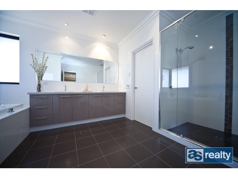 60A Broun Avenue, Embleton WA 6062