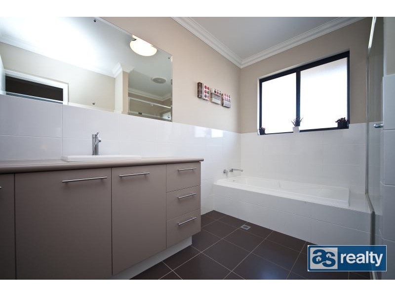 60A Broun Avenue, Embleton WA 6062